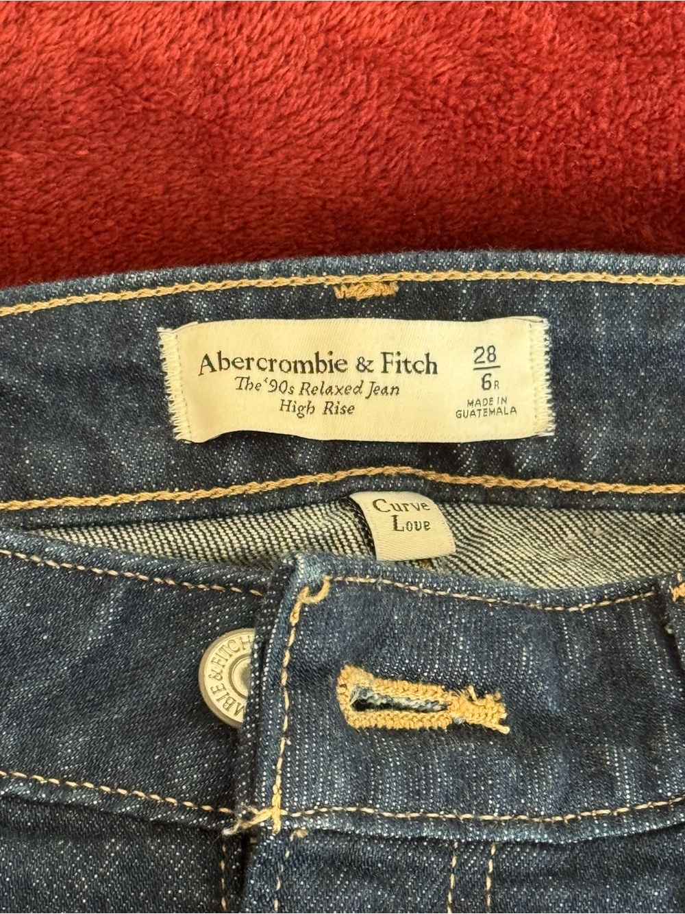 Abercrombie & Fitch 90’s Relaxed Curve Love